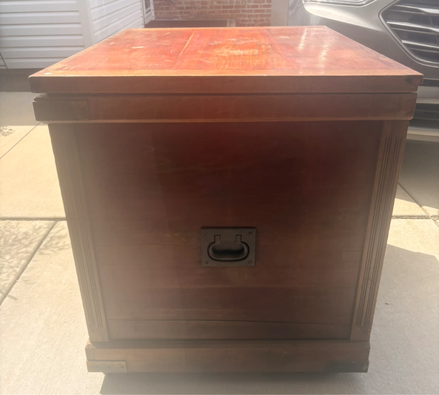 Vintage Cedar Chest Trunk - photo 2