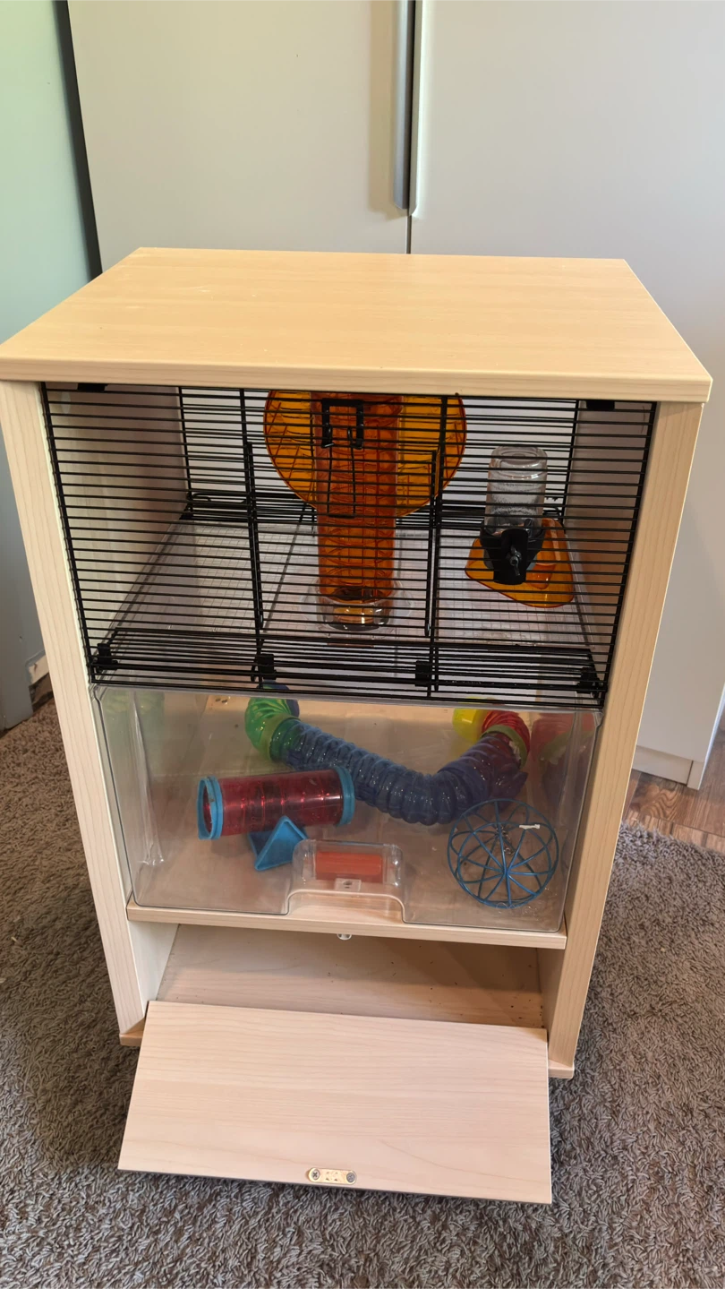 Qute hamster/ gerbil habitat with Accessories
