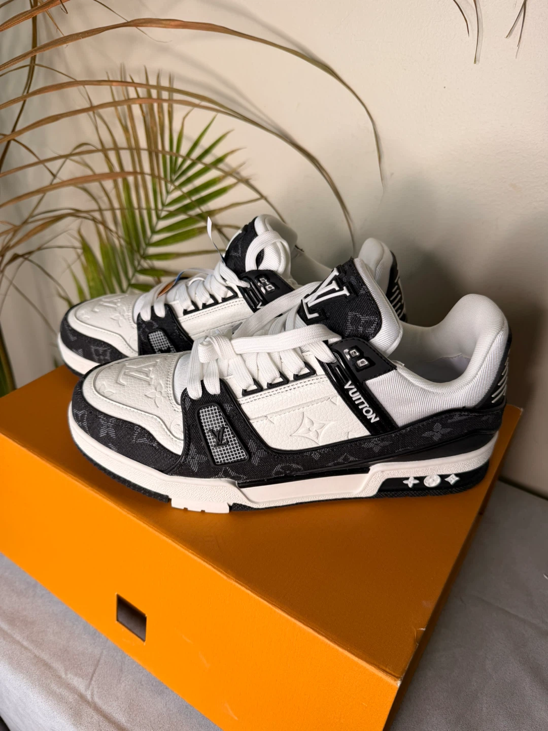 ✨ LUXURY-INSPIRED FASHION SHOES ✨ - photo 4