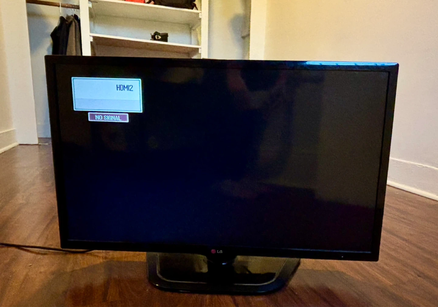 32” TV - photo 3