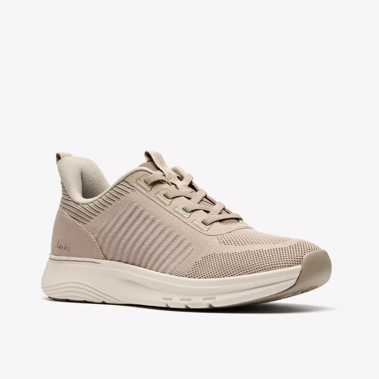 New Clarks Motion Trek LT Size 7