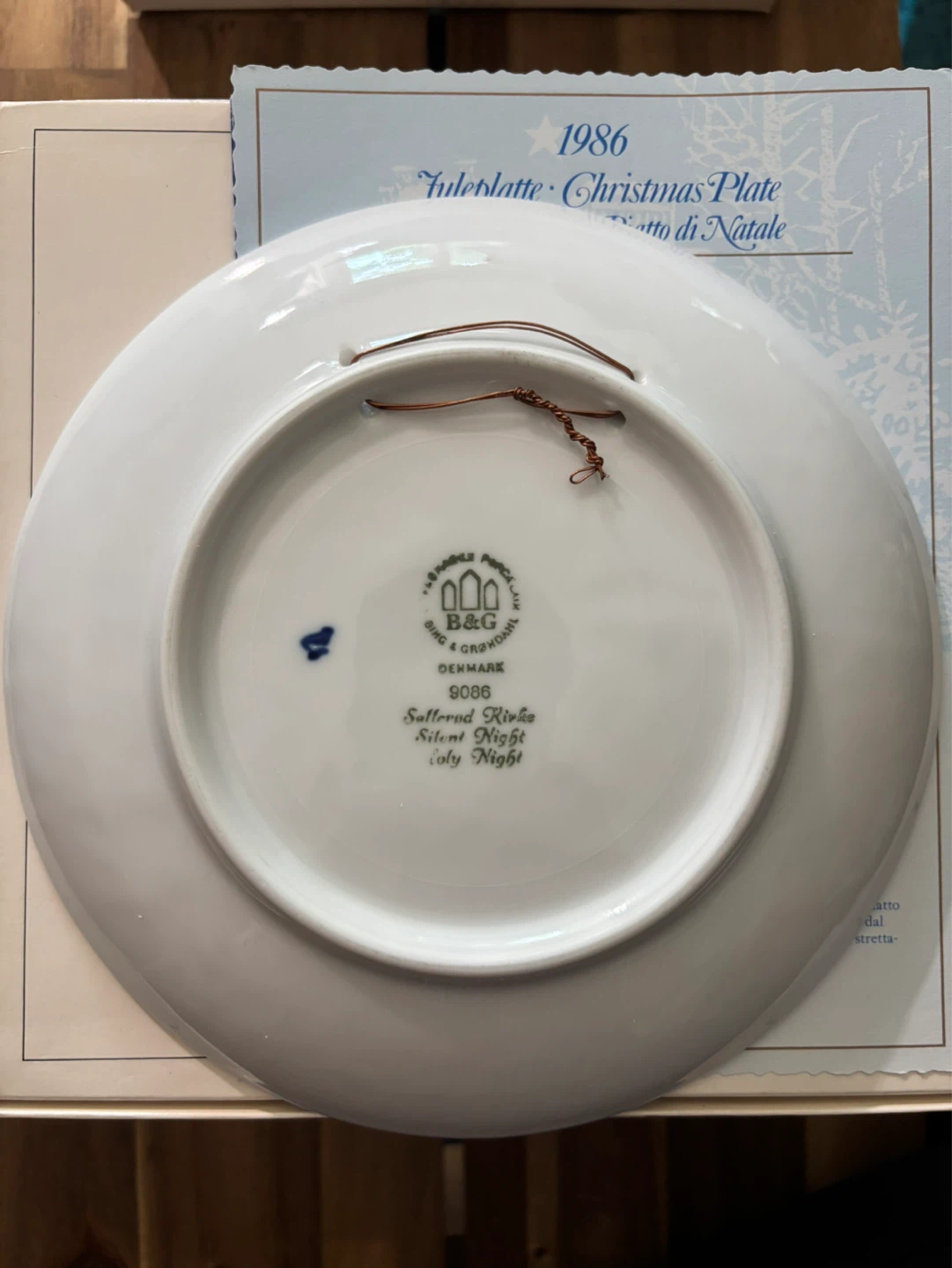 1986 Bing & Grondahl Christmas Plate - Silent Night - photo 3