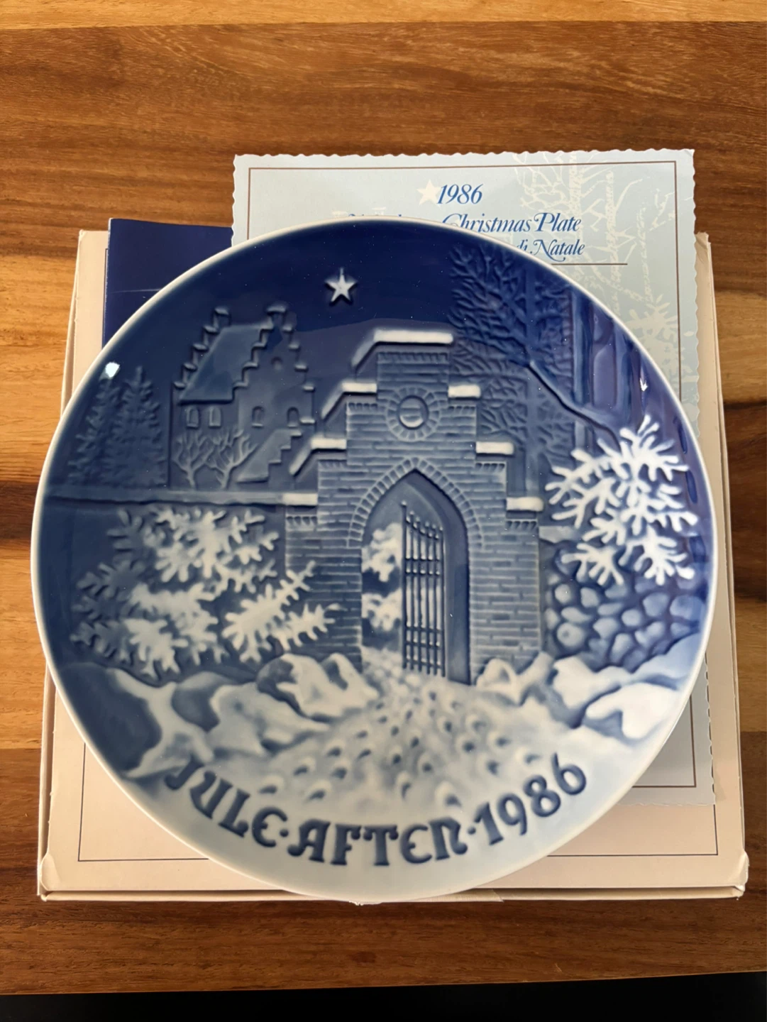 1986 Bing & Grondahl Christmas Plate - Silent Night