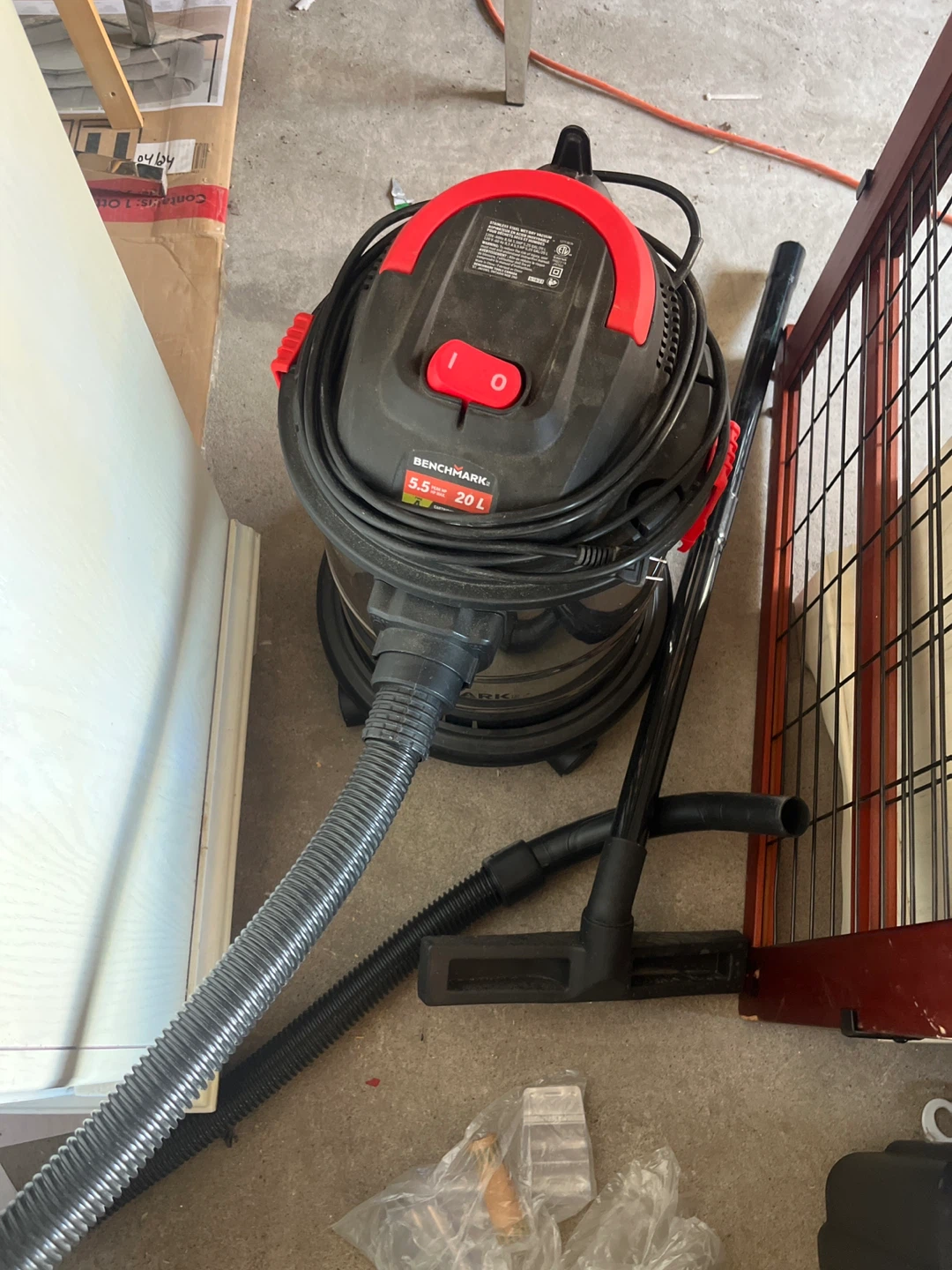 Benchmark Wet/Dry Vacuum 5.5 HP 20 L
