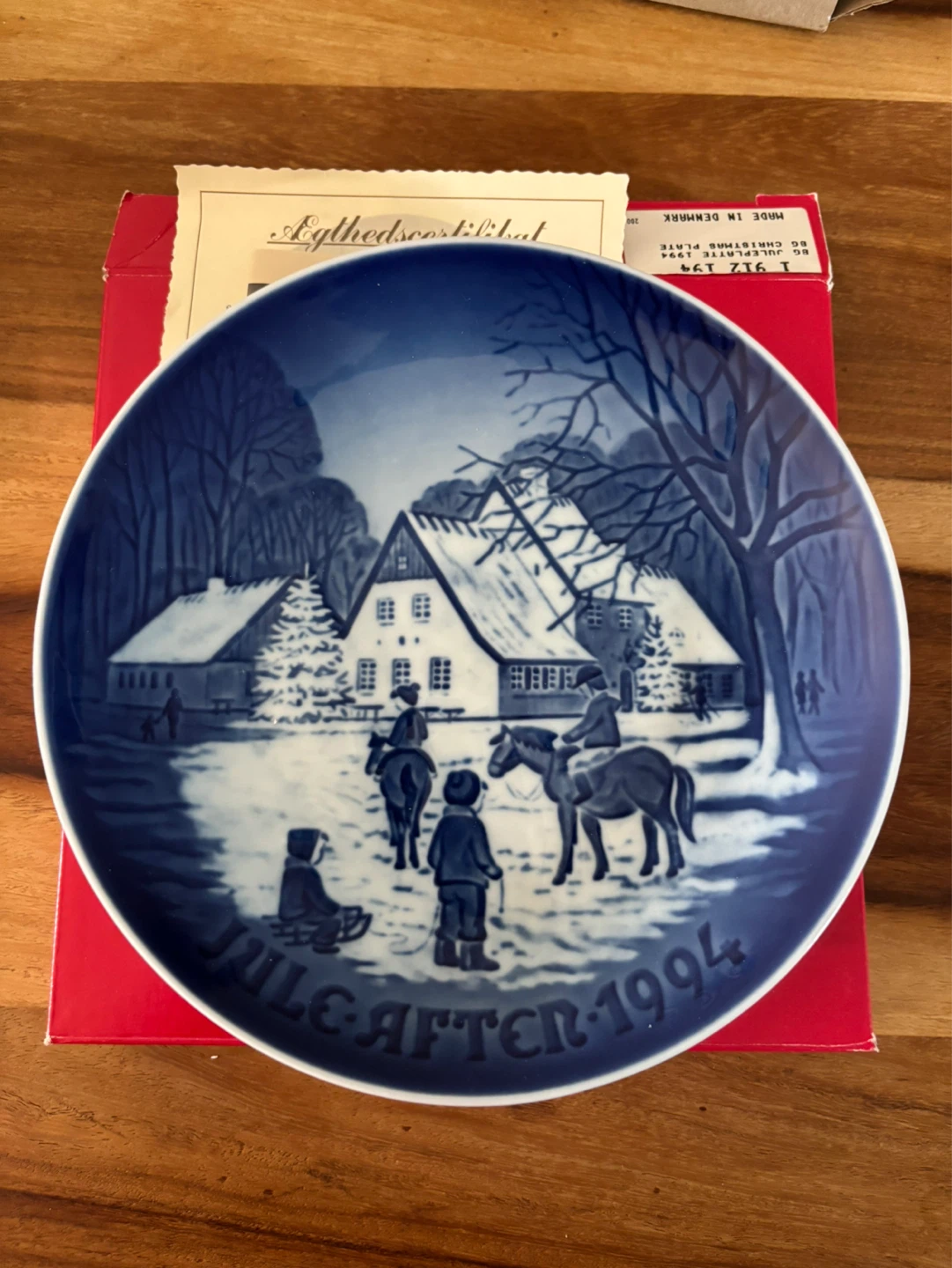 Bing & Grondahl Christmas Plate 1994
