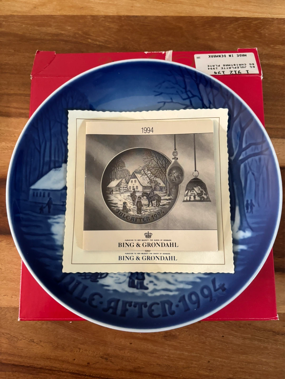 Bing & Grondahl Christmas Plate 1994 - photo 3