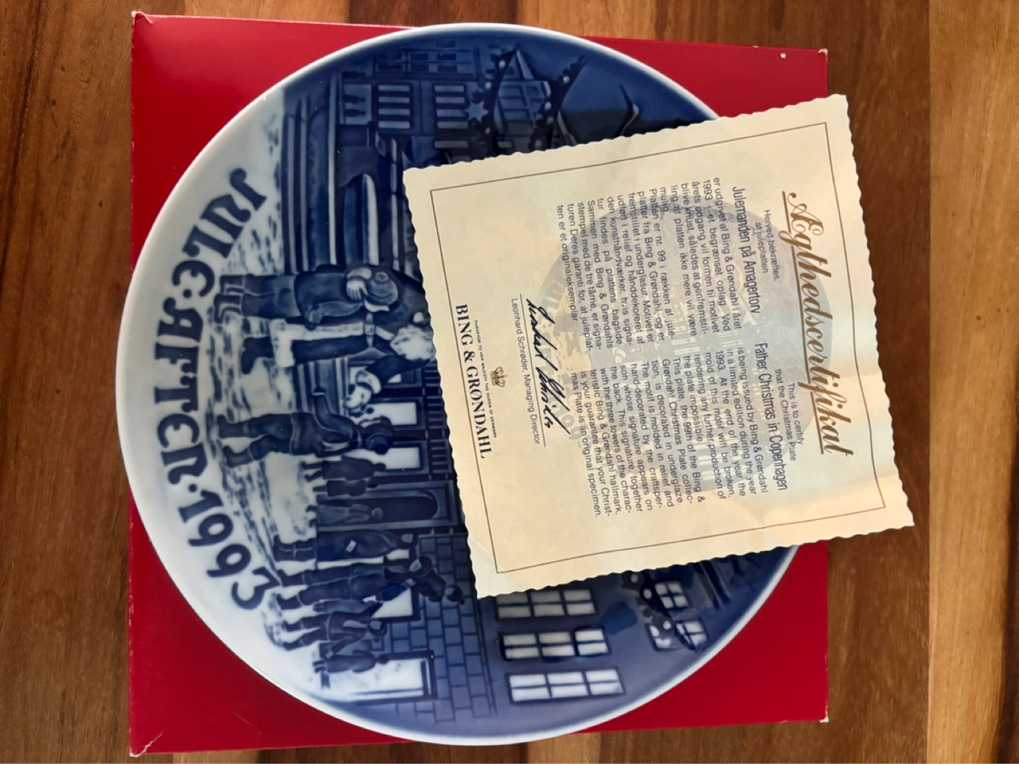 Bing & Grondahl Christmas Plate 1993 - photo 2