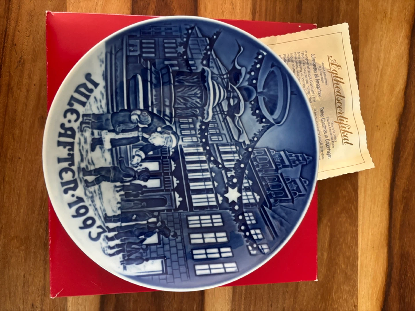 Bing & Grondahl Christmas Plate 1993