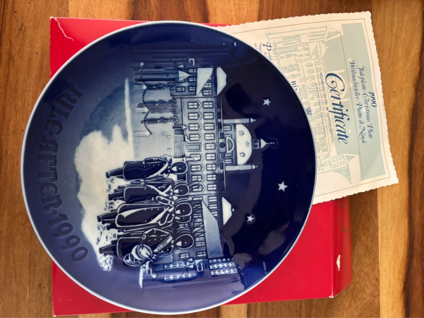 Bing & Grondahl Christmas Plate 1990