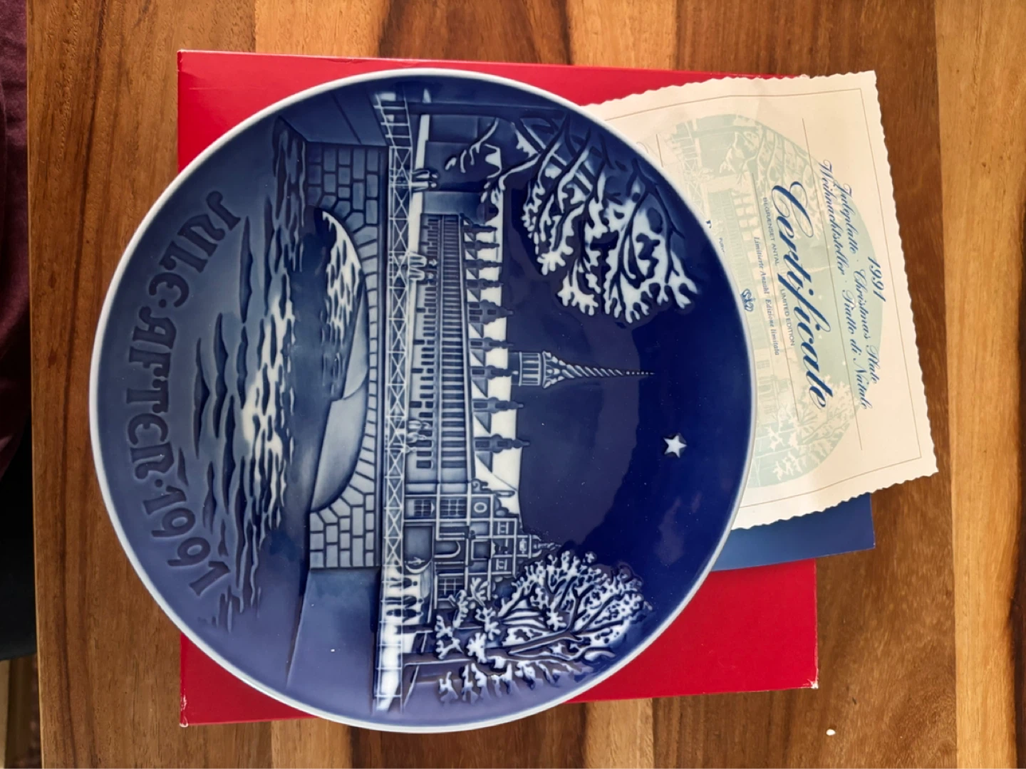 Bing & Grondahl 1991 Christmas Plate