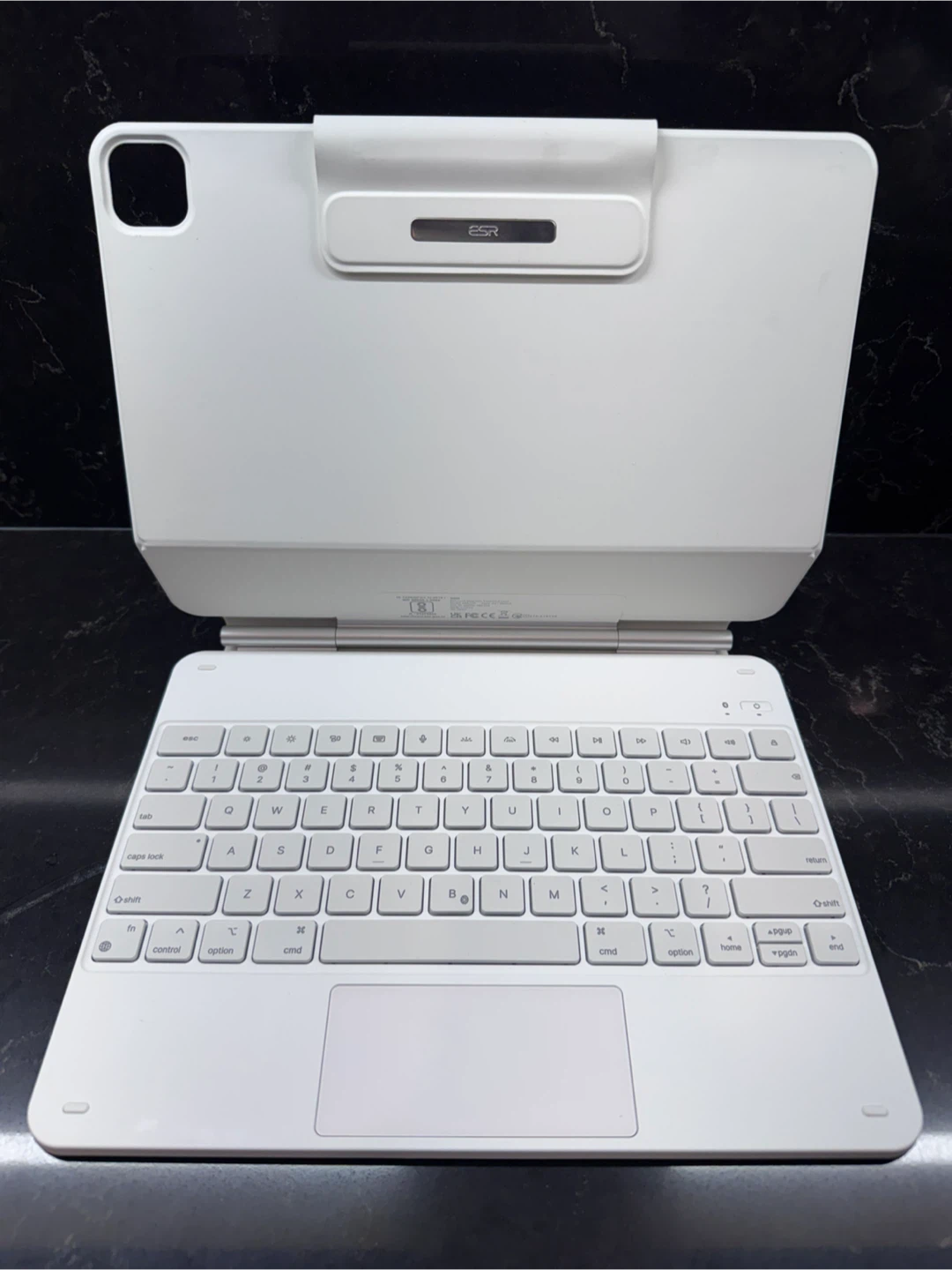 ESR White Keyboard Case with Trackpad for iPad Pro 11-inch - photo 3