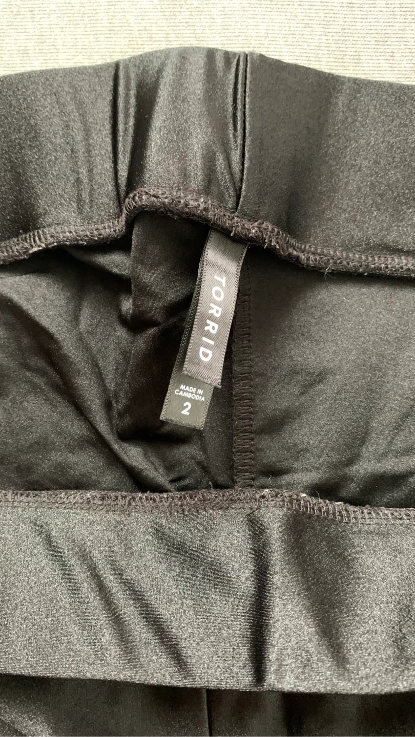 Torrid Size 2 Black Shiny Leggings - photo 3