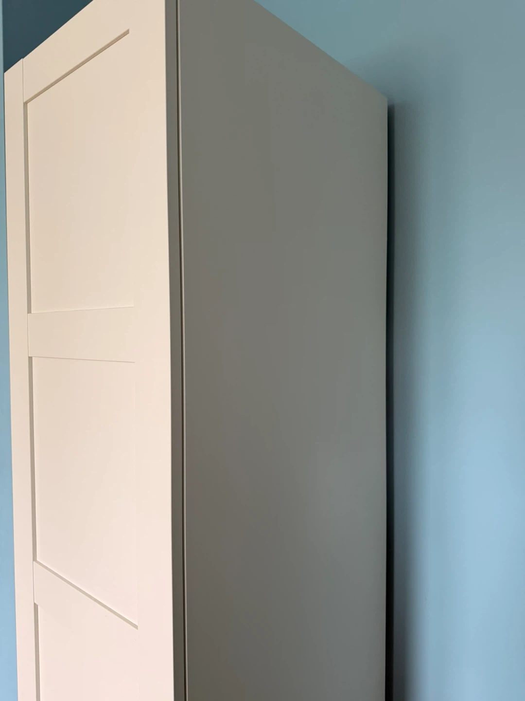 White Wardrobe Cabinet - photo 3