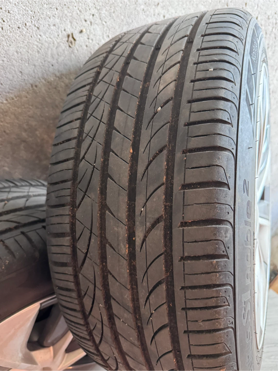 Tesla Model Y OEM 19” Gemini Wheels & Tires – Complete Set of 4 - photo 5