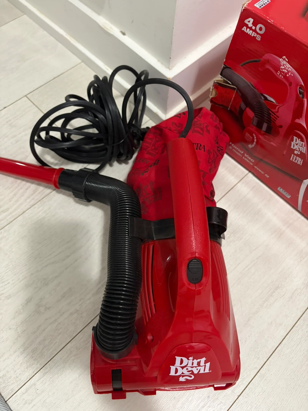 Dirt Devil Ultra Corded Hand Vac - photo 3