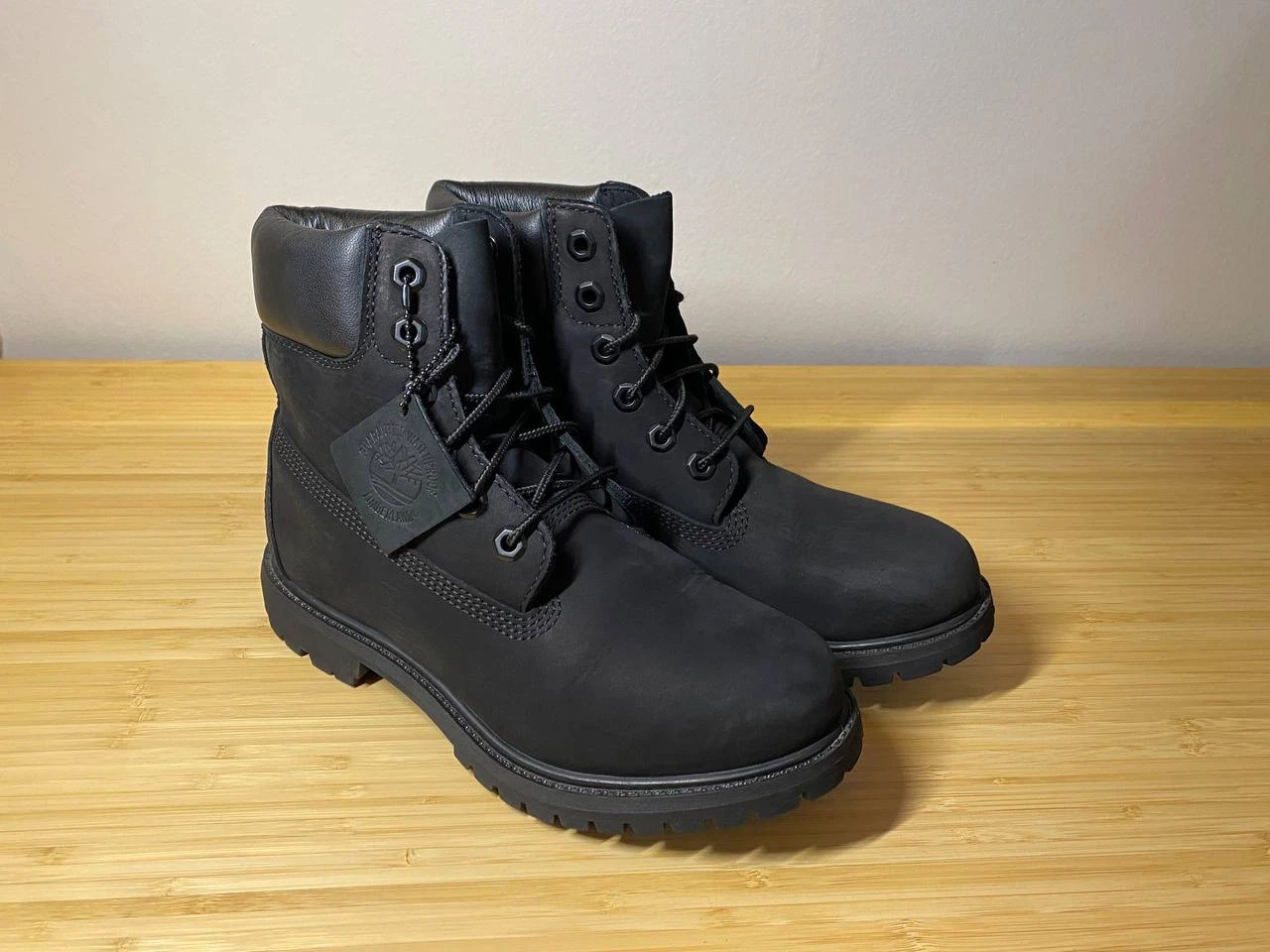 New Women’s US 7.5 Timberland Boots Premium Waterproof - photo 2