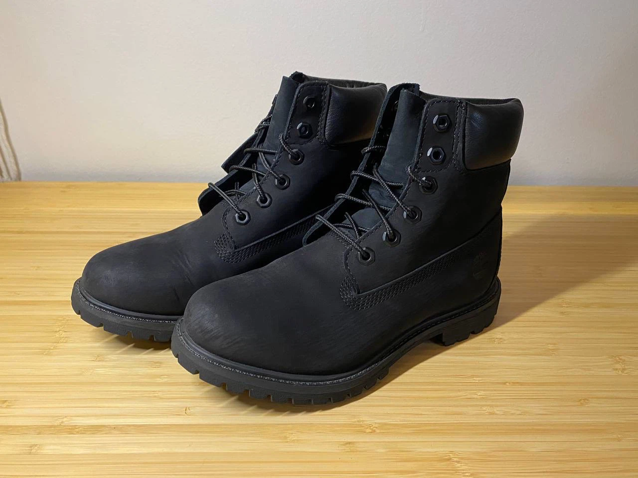 New Women’s US 7.5 Timberland Boots Premium Waterproof - photo 3