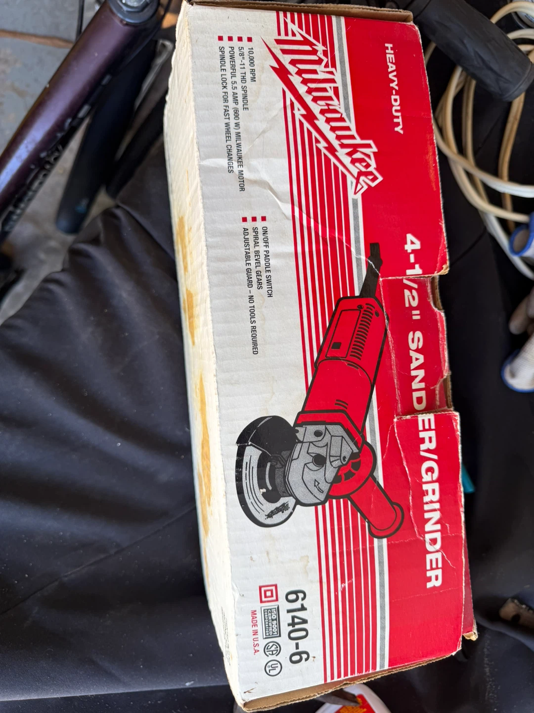 Milwaukee Heavy Duty 4-1/2” Sander Grinder - photo 3