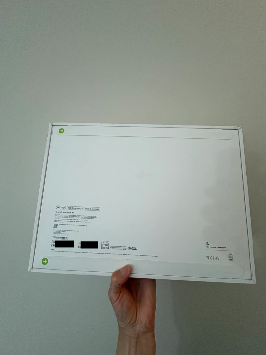Silver M5 MacBook Air 15 - photo 2