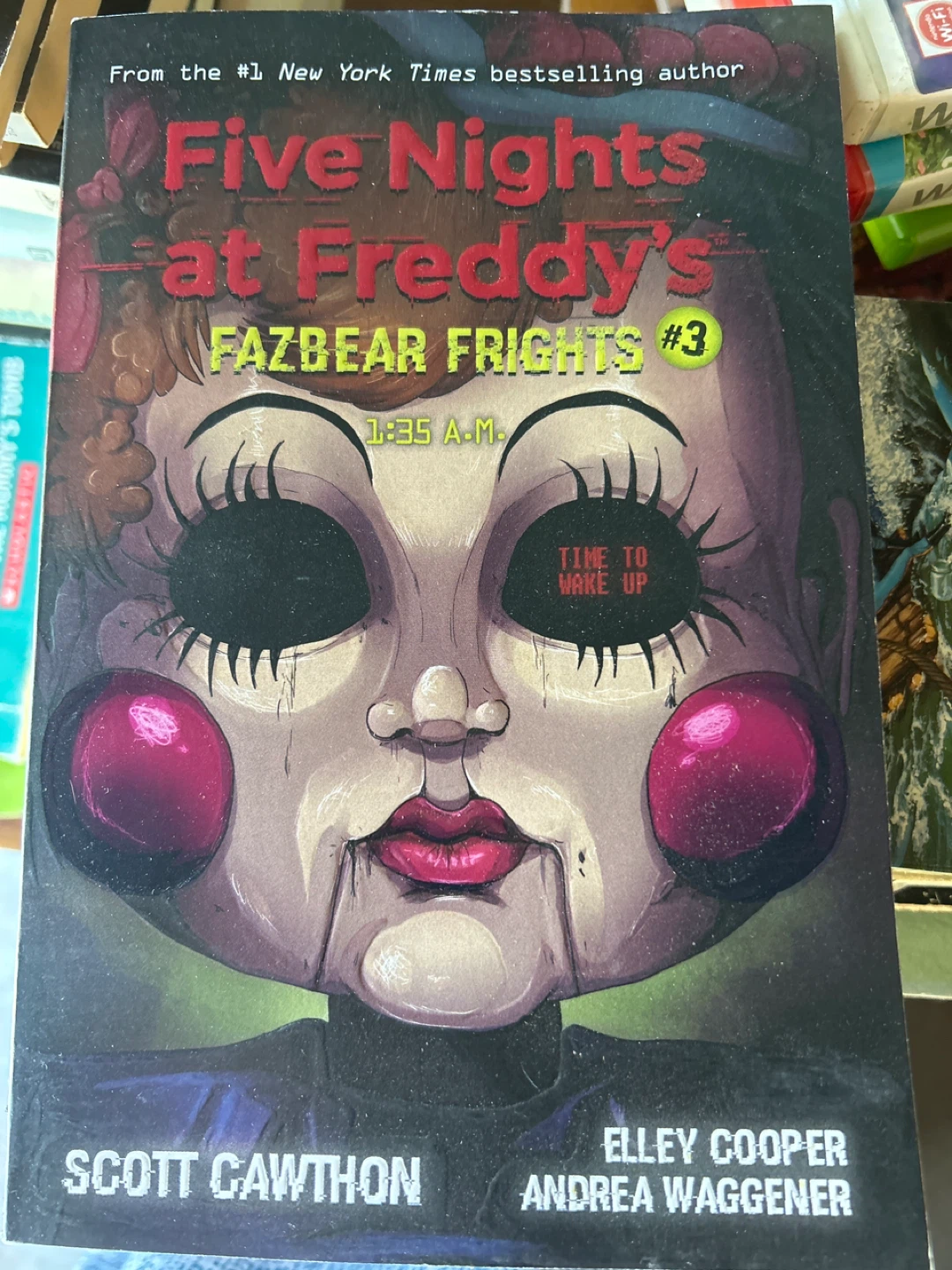 Five Nights at Freddy's Fazbear Frights #3: 1:35 A.M. Book
