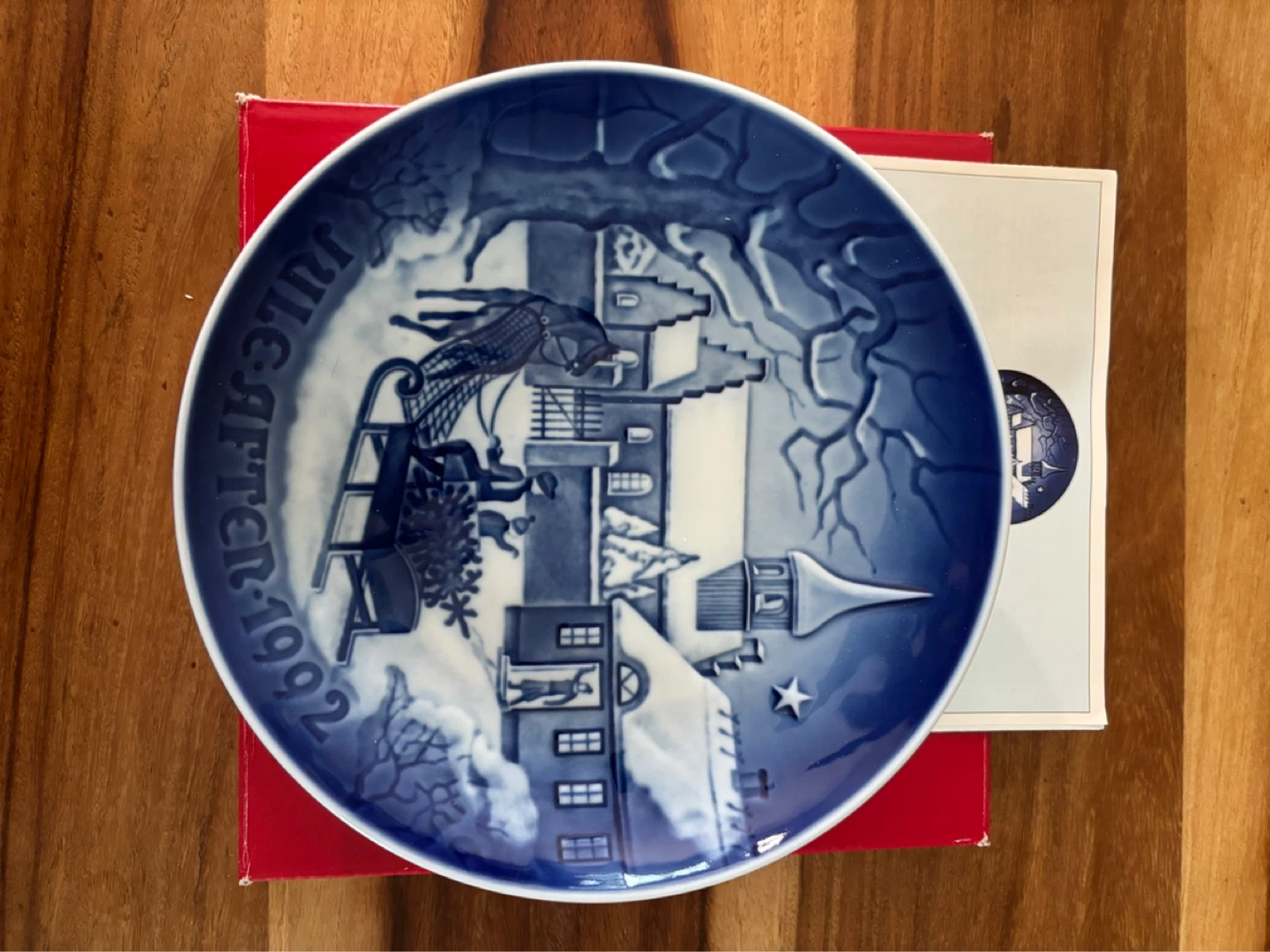 Bing & Grondahl Christmas Plate 1992