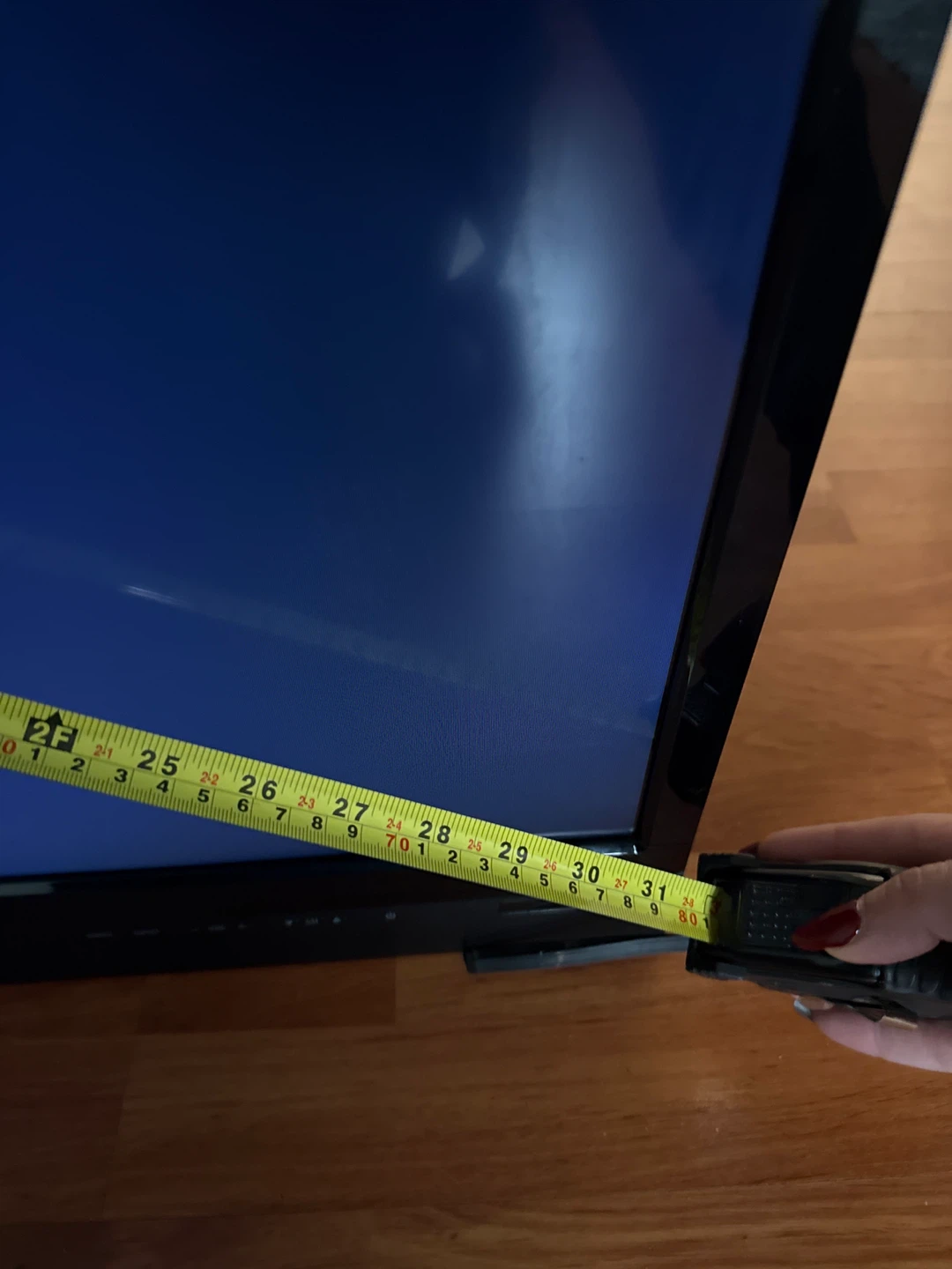 Insignia 32” TV - photo 4