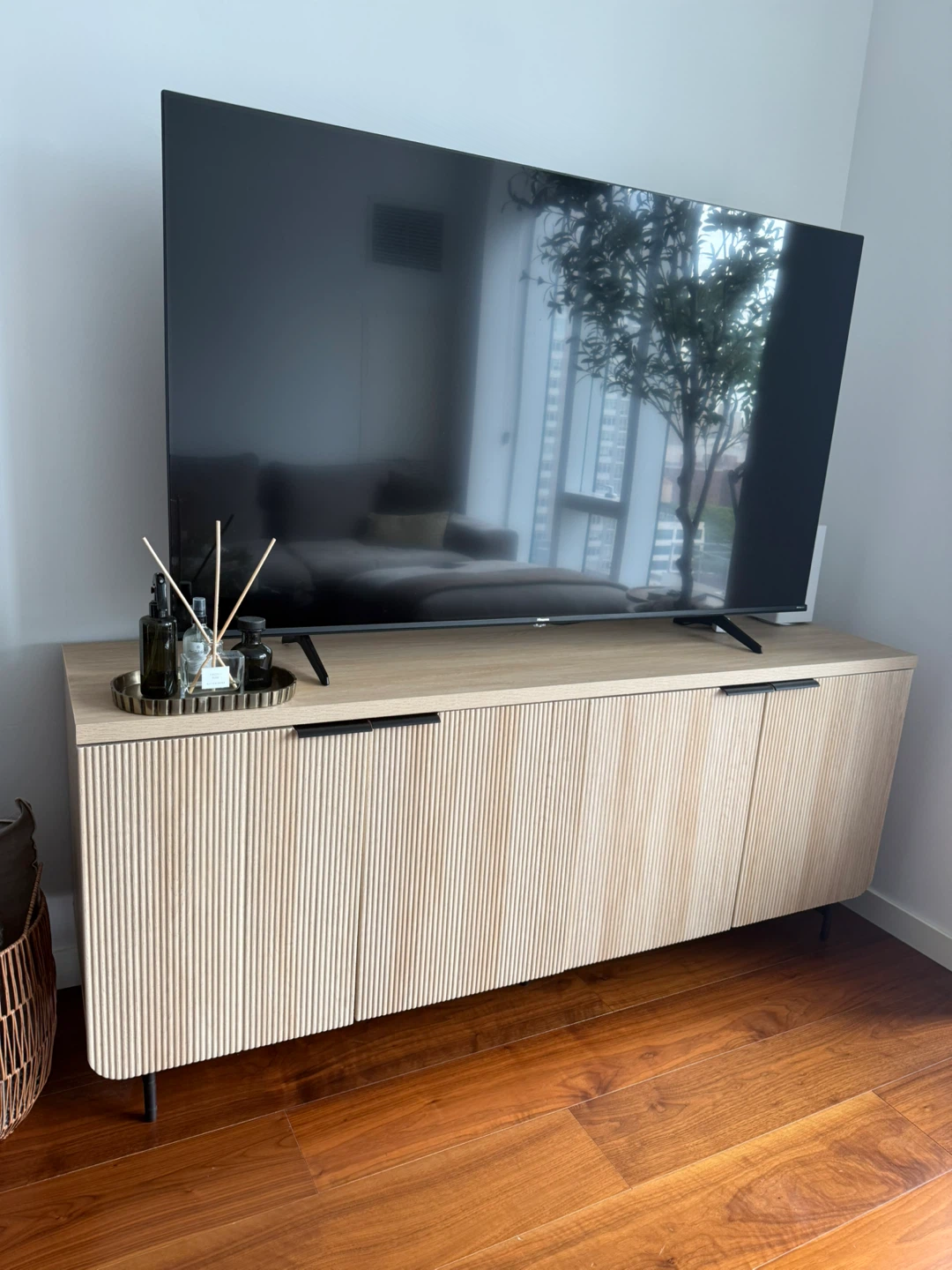 TV