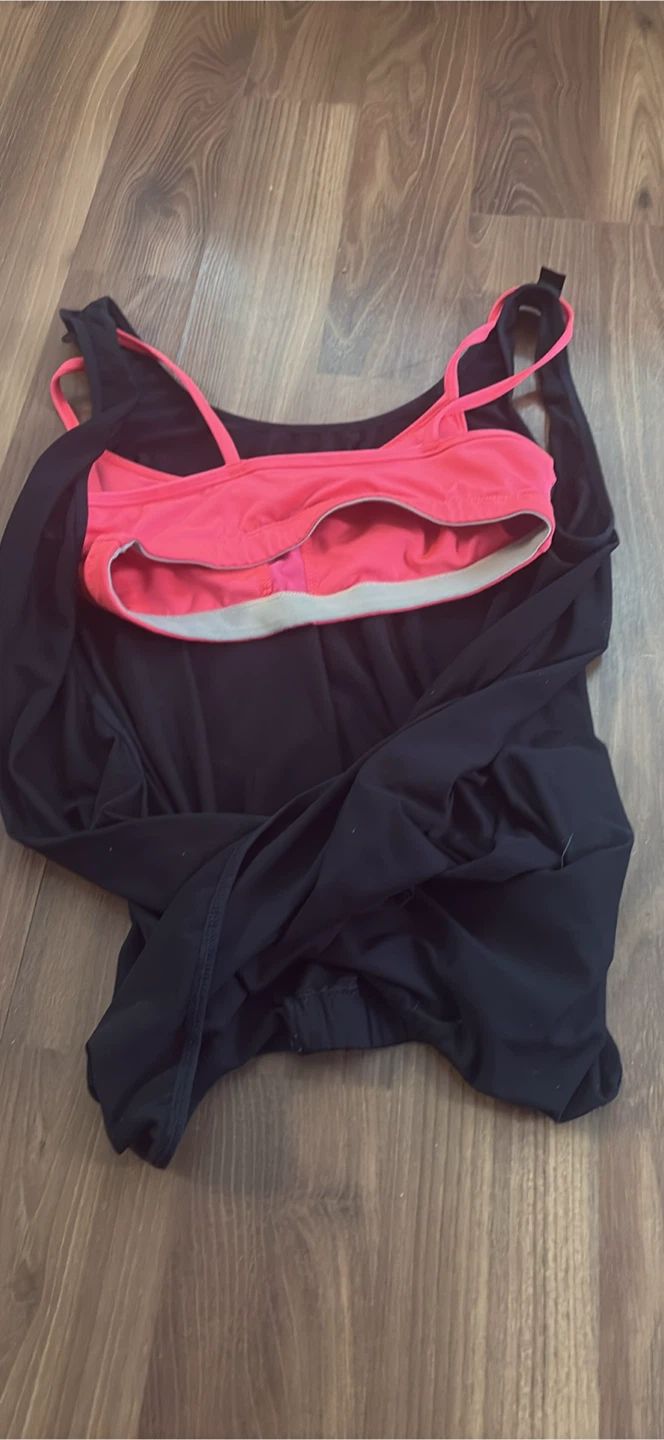 Fabletics Black Athletic Tank Top and Leggings Set - photo 2