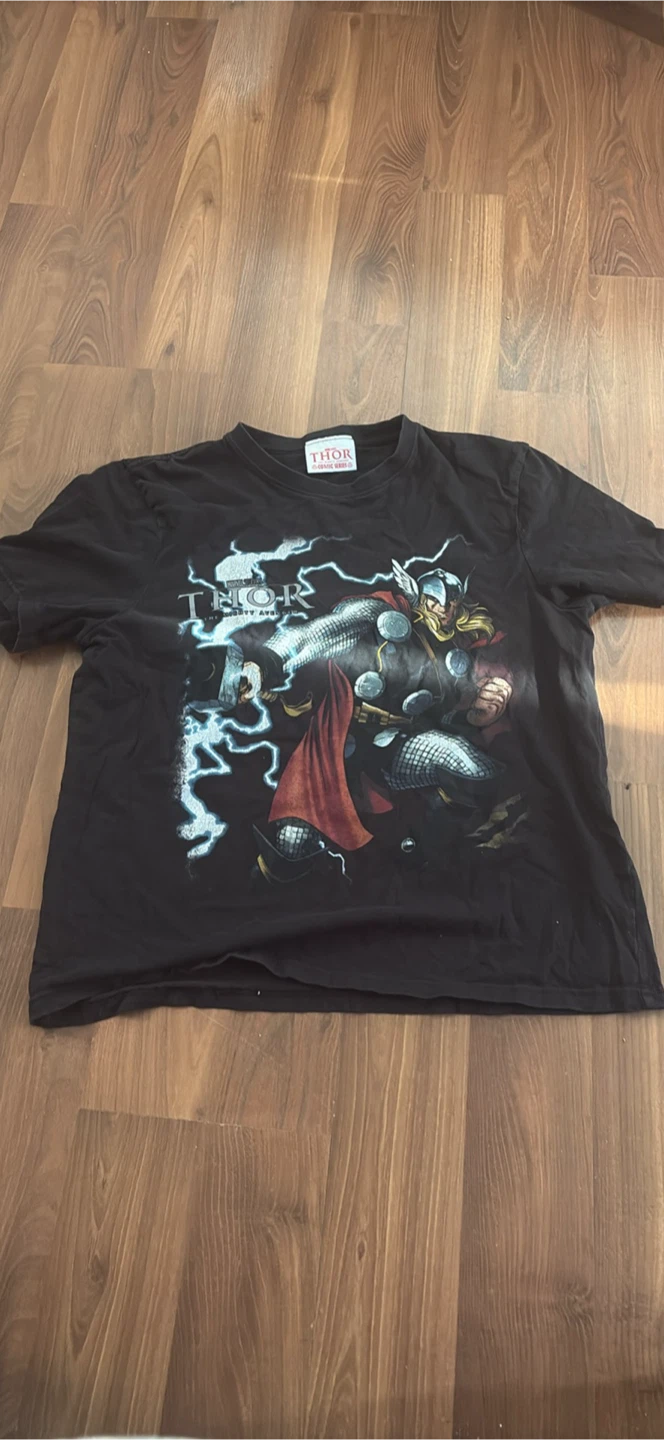 Thor Graphic T-Shirt - Large
