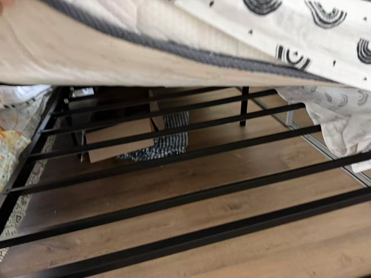 Twin Mattress with bed frame - photo 4