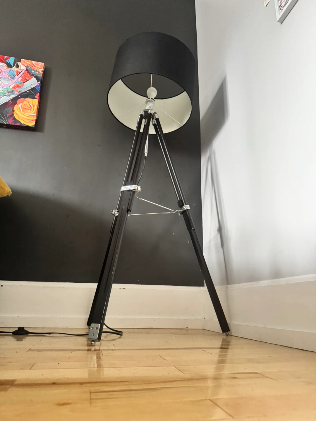 Lampe sur pied trépied noire - photo 3