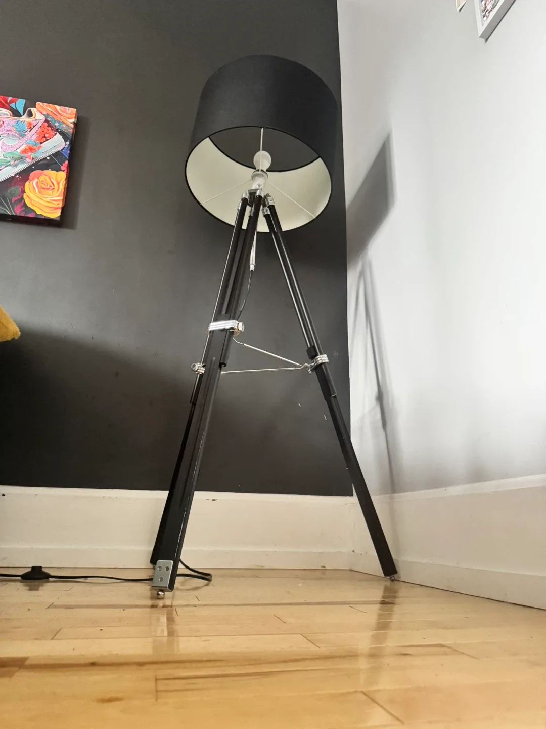 Lampe sur pied trépied noire - photo 3