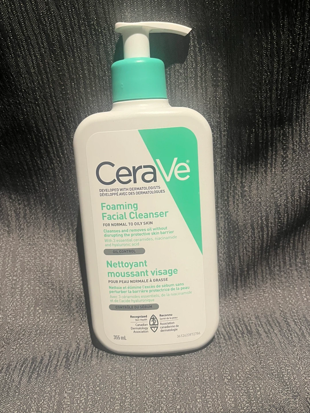CeraVe Foaming Facial Cleanser for Normal to Oily Skin 355 mL