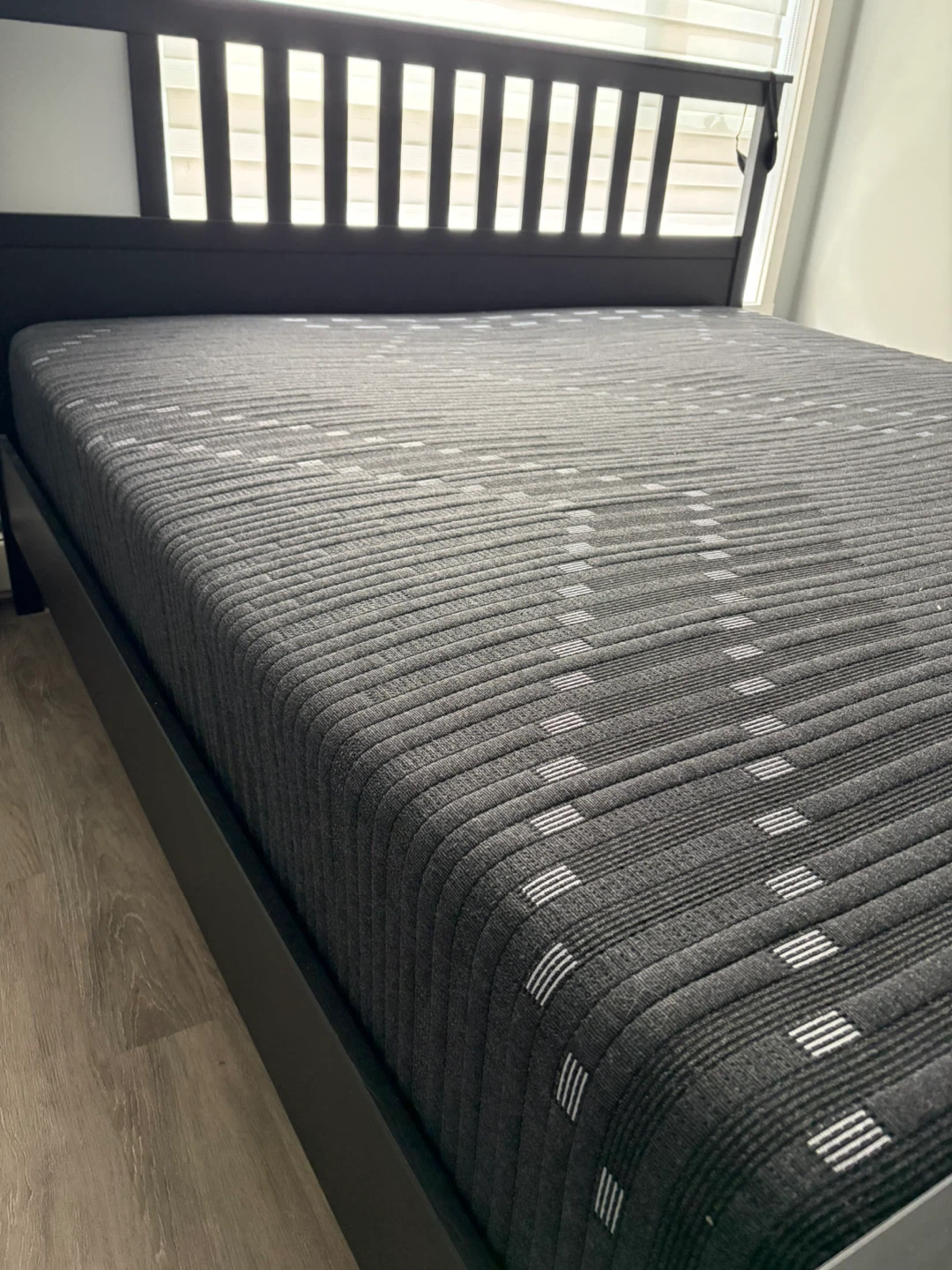 King Size Sleep Country Hush Mattress and Bed Frame