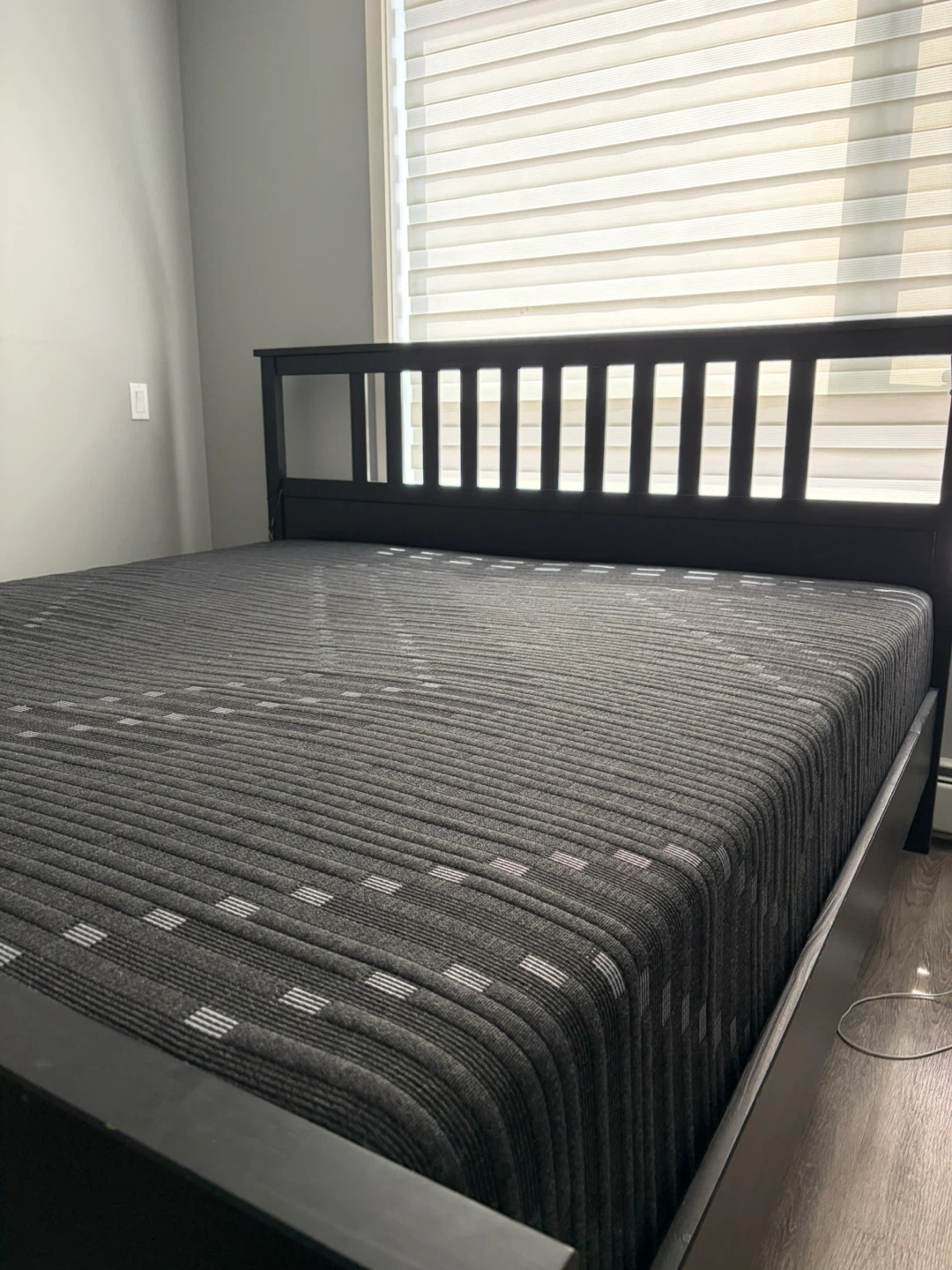 King Size Sleep Country Hush Mattress and Bed Frame - photo 2