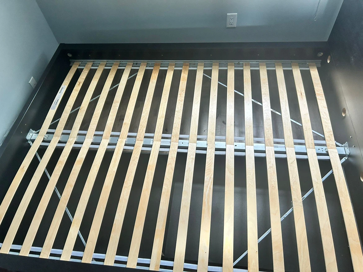 Queen Size Bed - photo 4