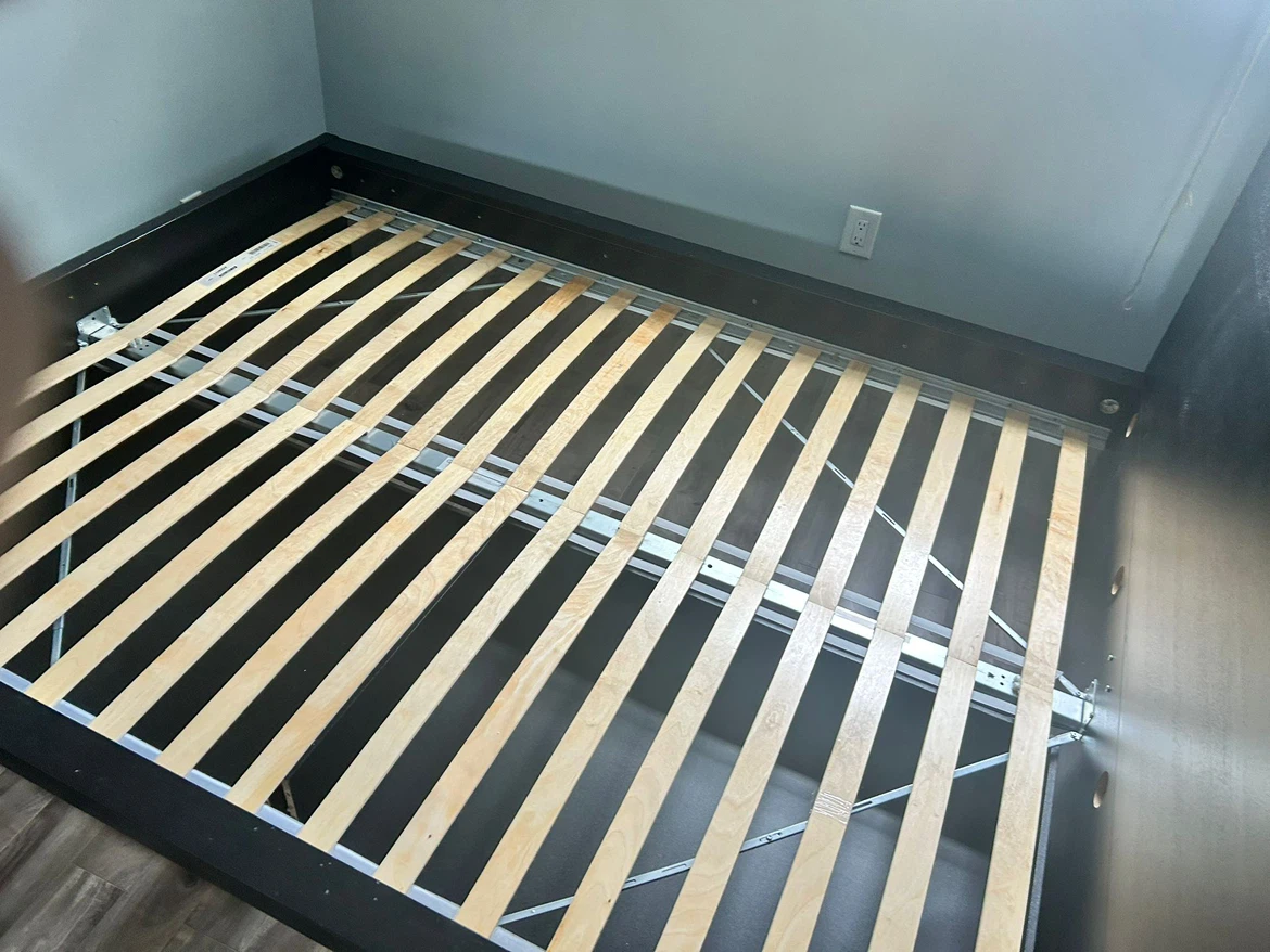 Queen Size Bed - photo 5