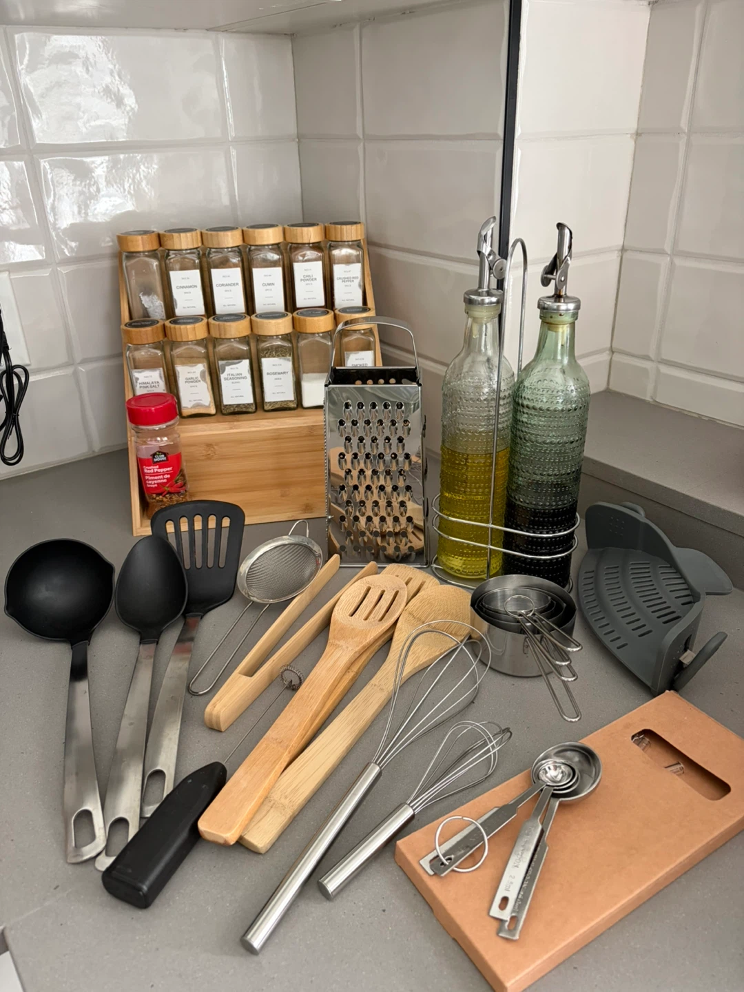 Kitchen Essentials and Storage Glasses