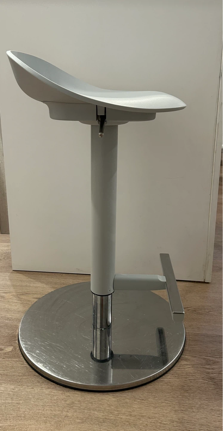 IKEA Adjustable Bar Stools - Set of 2 - photo 3