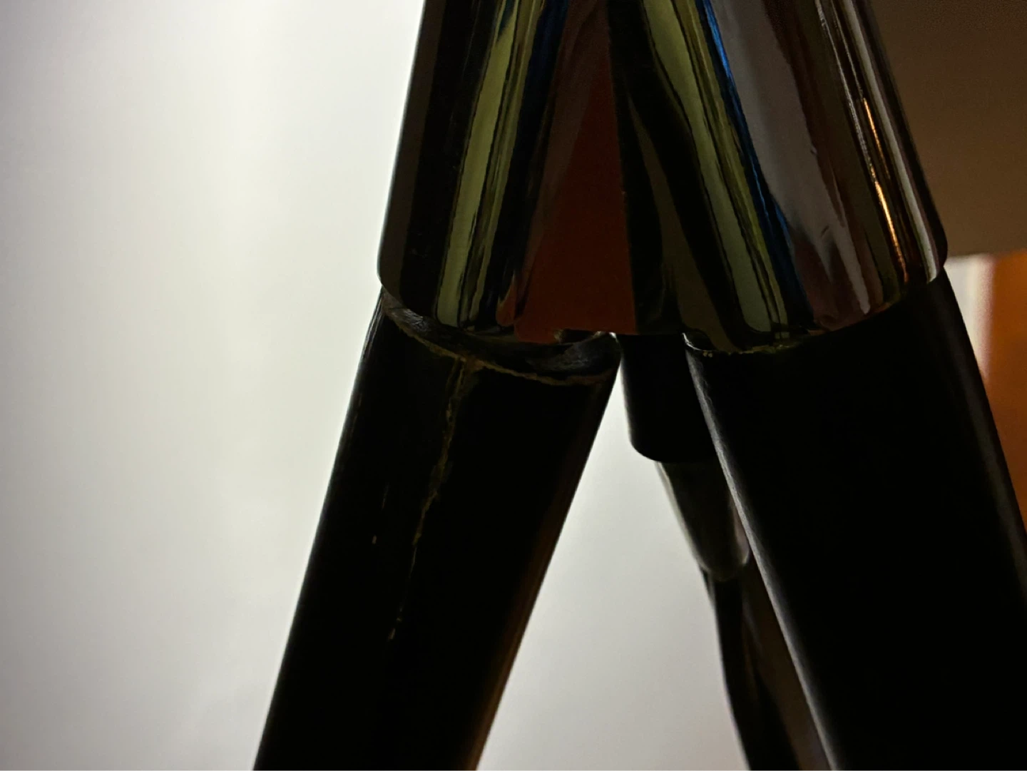 $22 Floor Lamp White metal shade brown leg AS IS Donlands O'Conn - photo 4