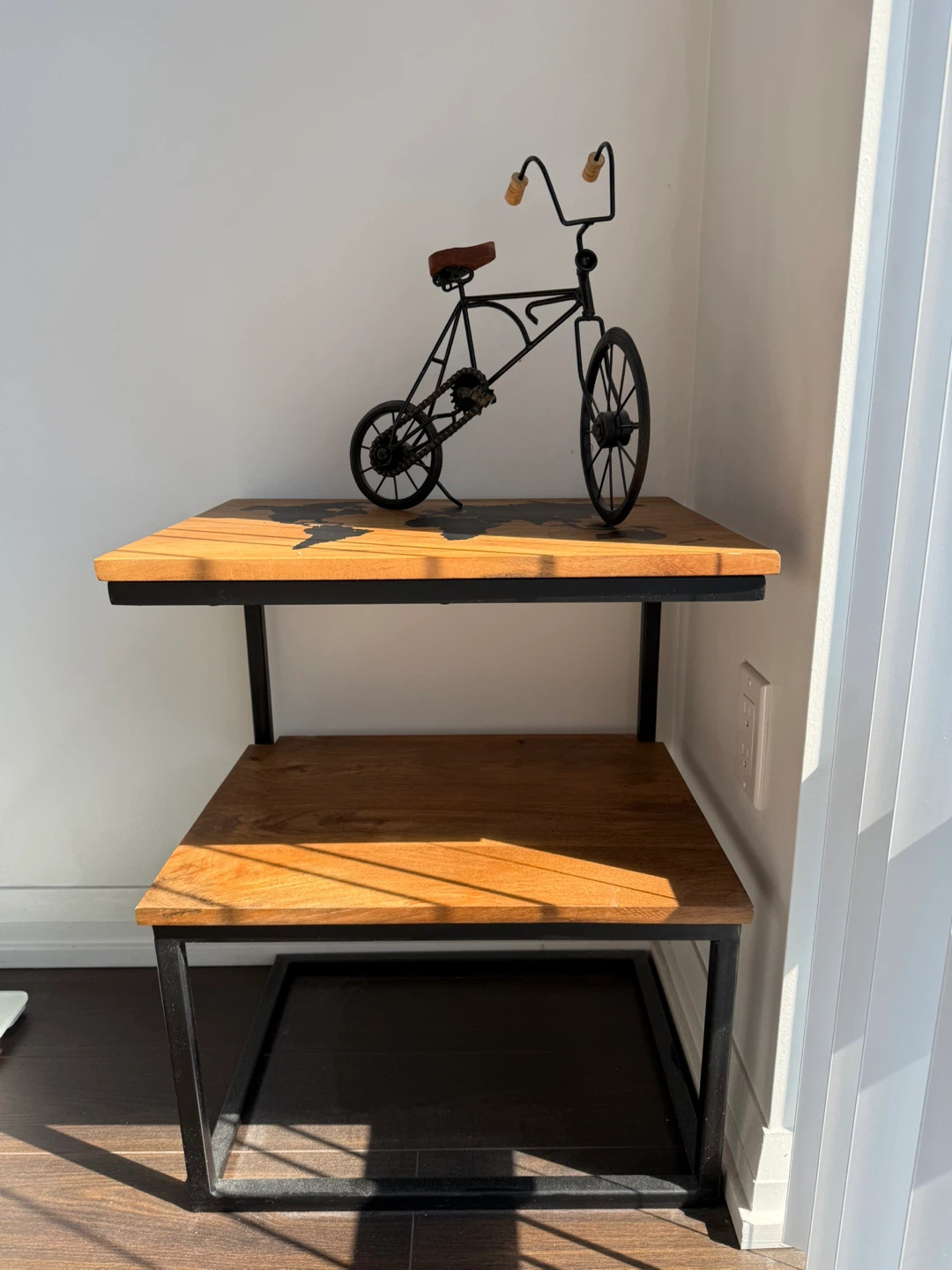 Wooden Side Table with World Map Design - photo 2