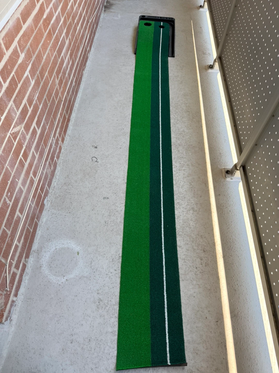 Golf Putting Mat with Ball and Putter - photo 4