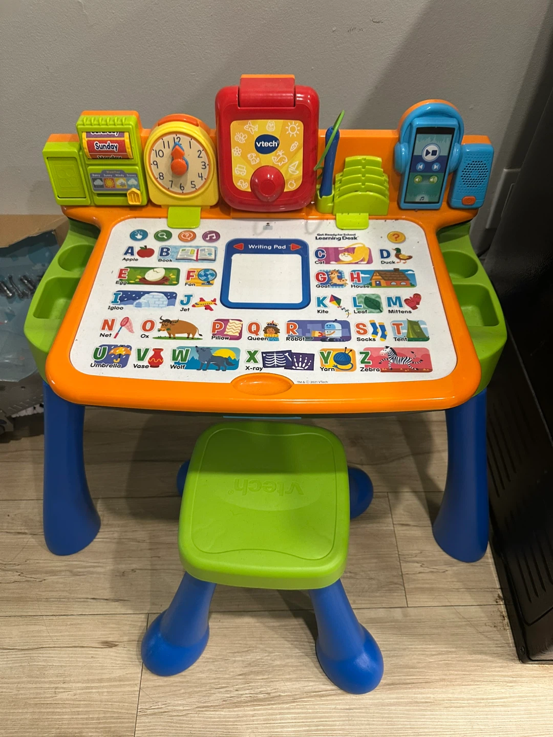 VTech Learning Desk with Stool