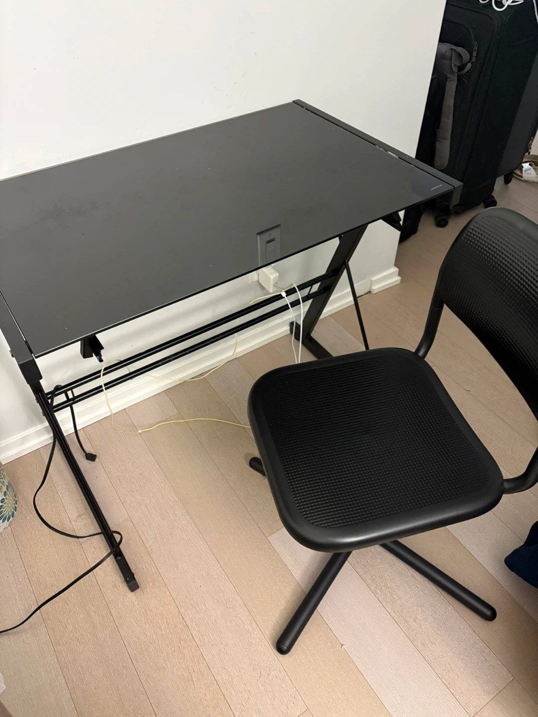 Black Desk Table with Glass Top - photo 2