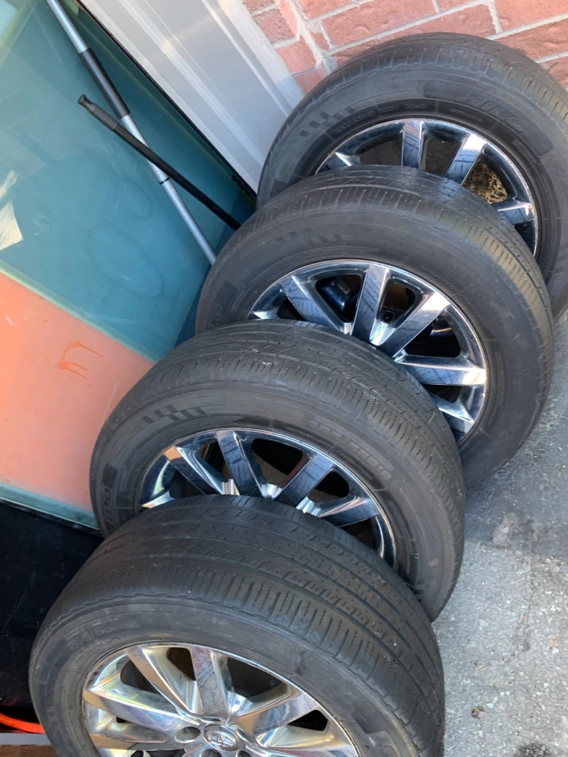 Set of 4 Chrome Wheels with Tires