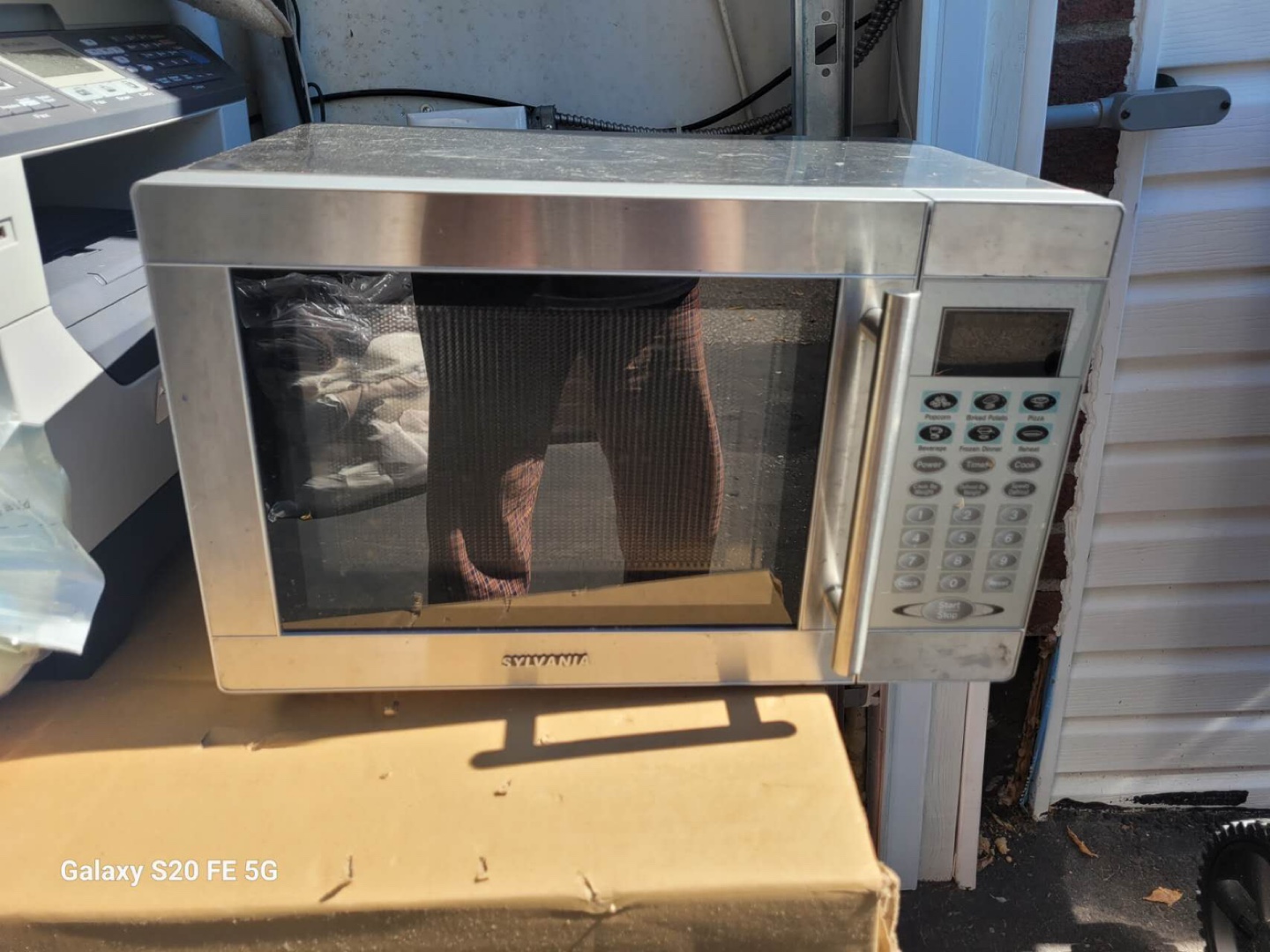 Sylvania Microwave Oven