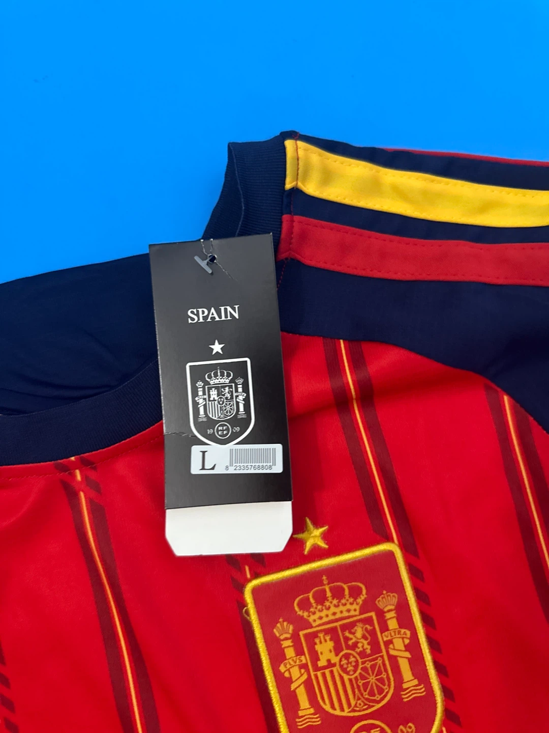 Spain world cup jersey and shorts set - photo 4