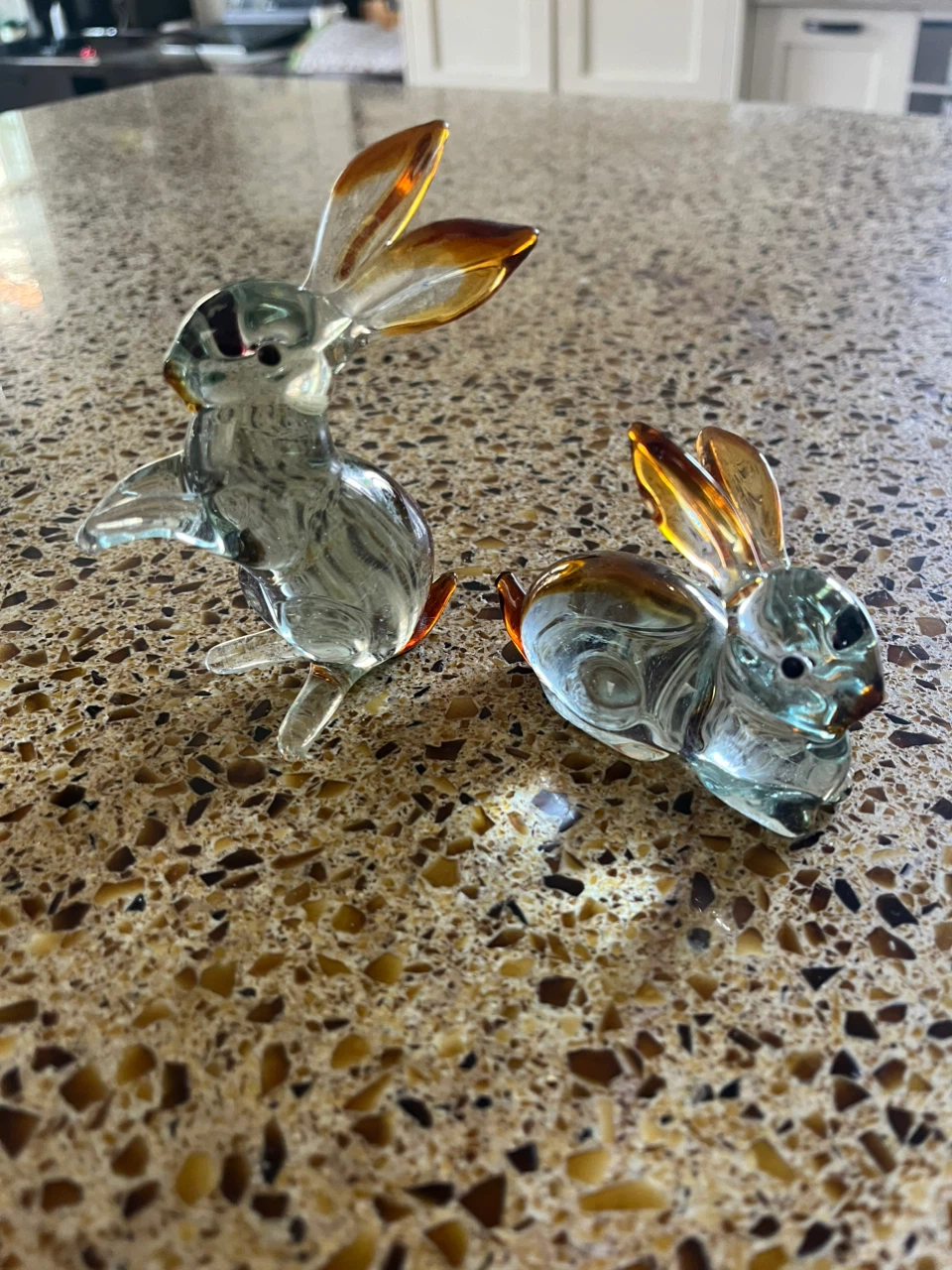 Lauscha Crystal Glass Amber Accents Rabbit Figurines 3”