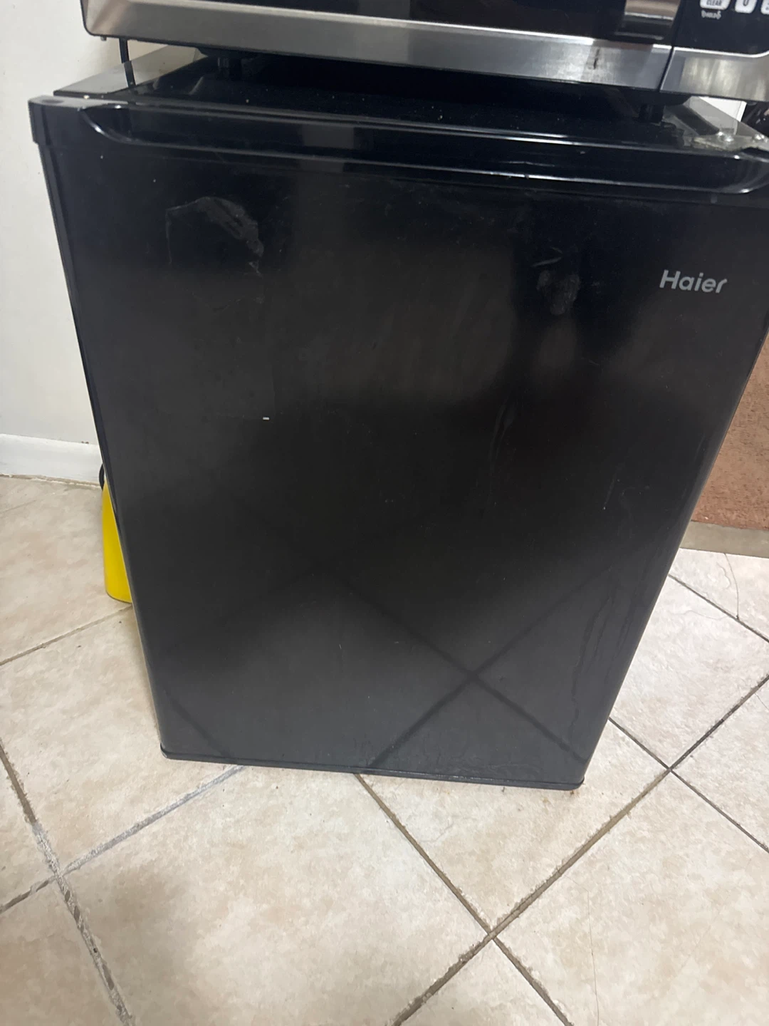 Haier Mini Fridge