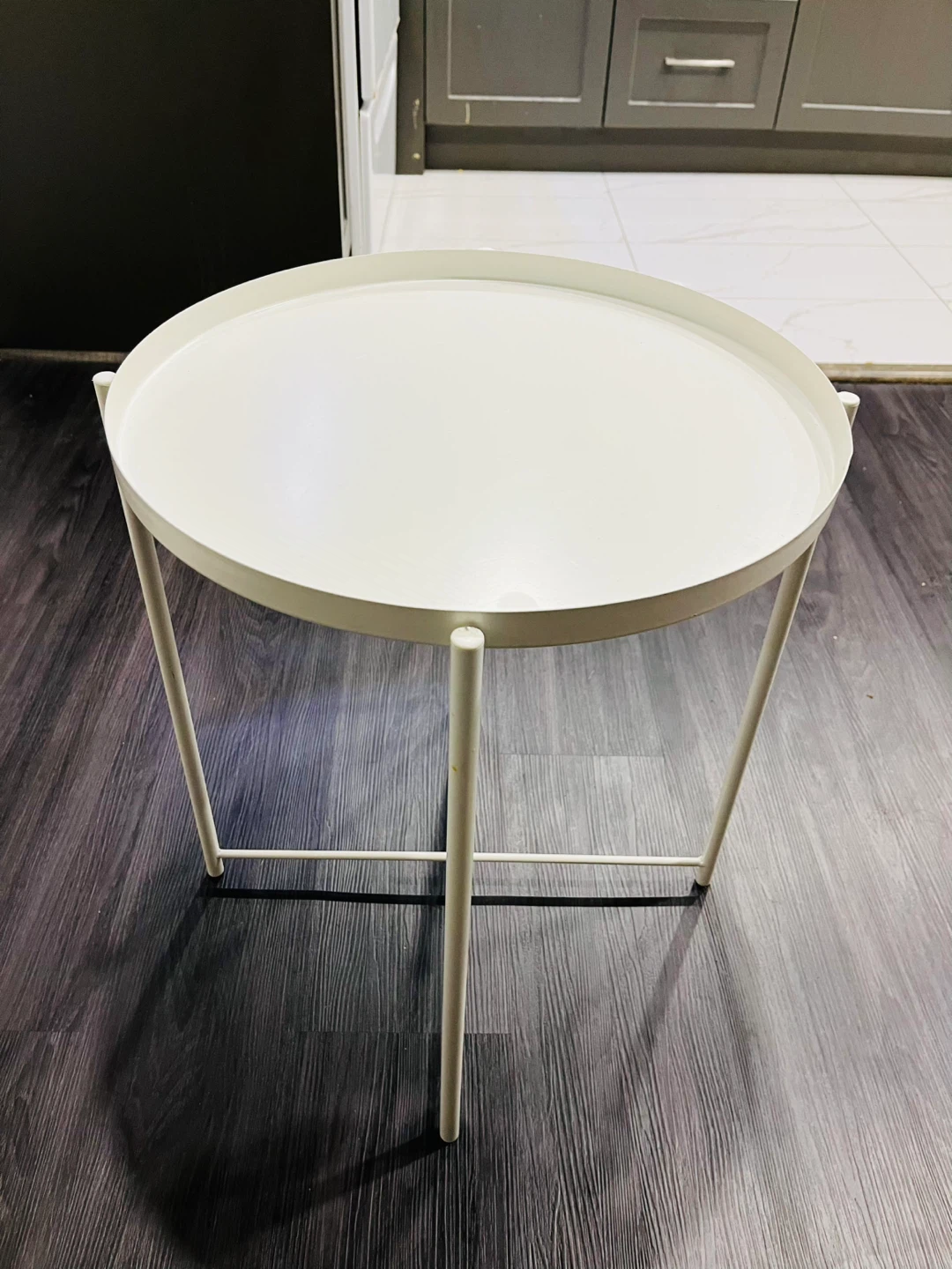 White Round Accent Table